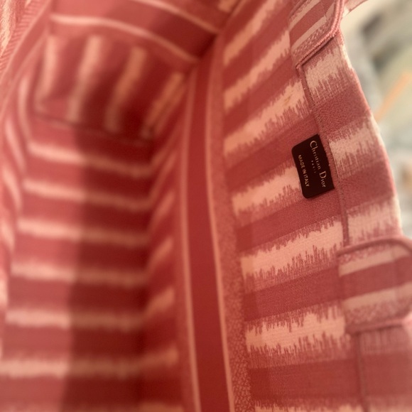 Large Dior pink book tote - Picture 4 of 8